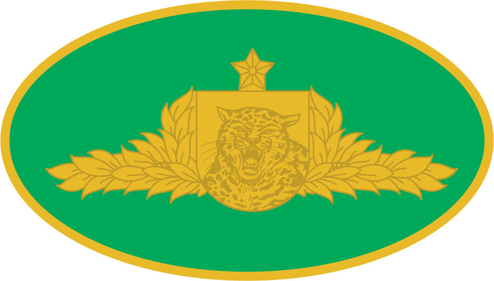 Distintivo metálico do Centro de Instrução de Guerra na Selva - CIGS com ELIPSE borda dourada