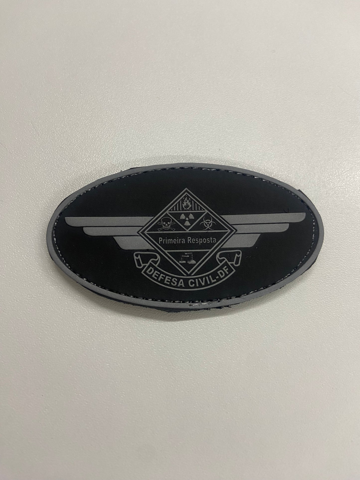 Distintivo emborrachado elipse PRIMEIRA RESPOSTA Defesa Civil