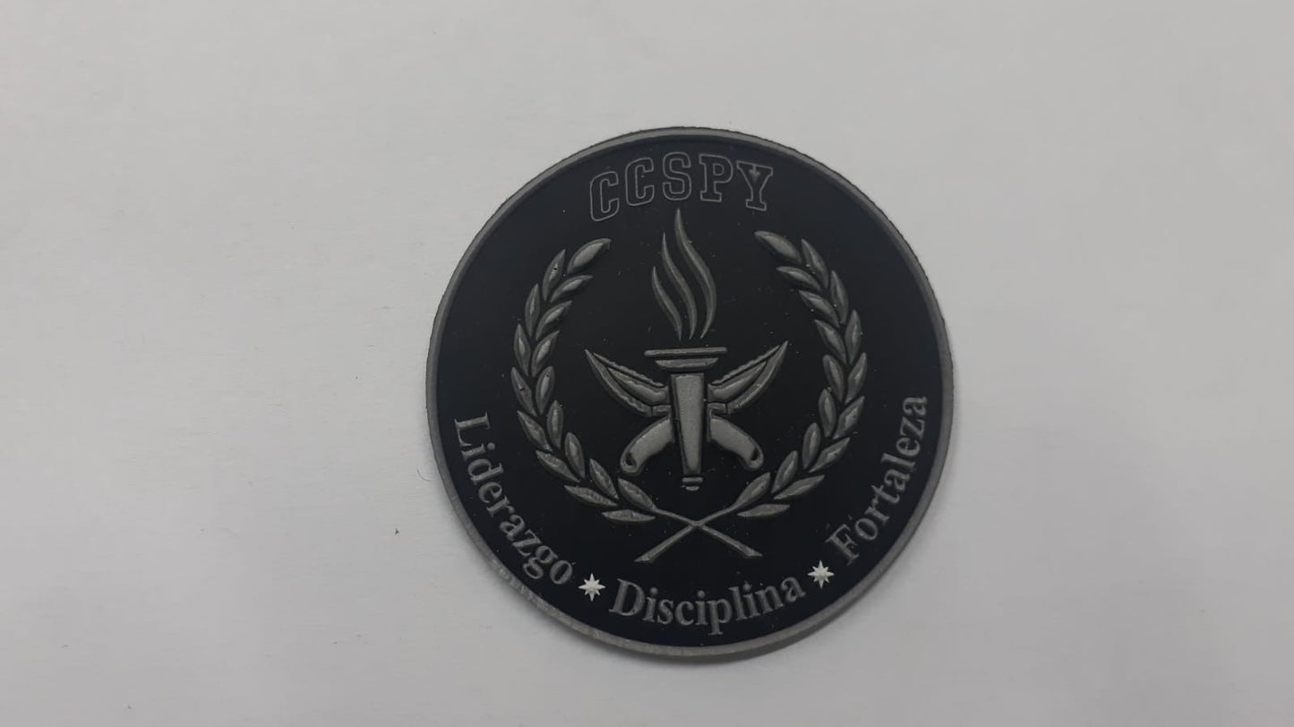 Distintivo emborrachado redondo CCSPY Liderazgo Disciplina Fortaleza