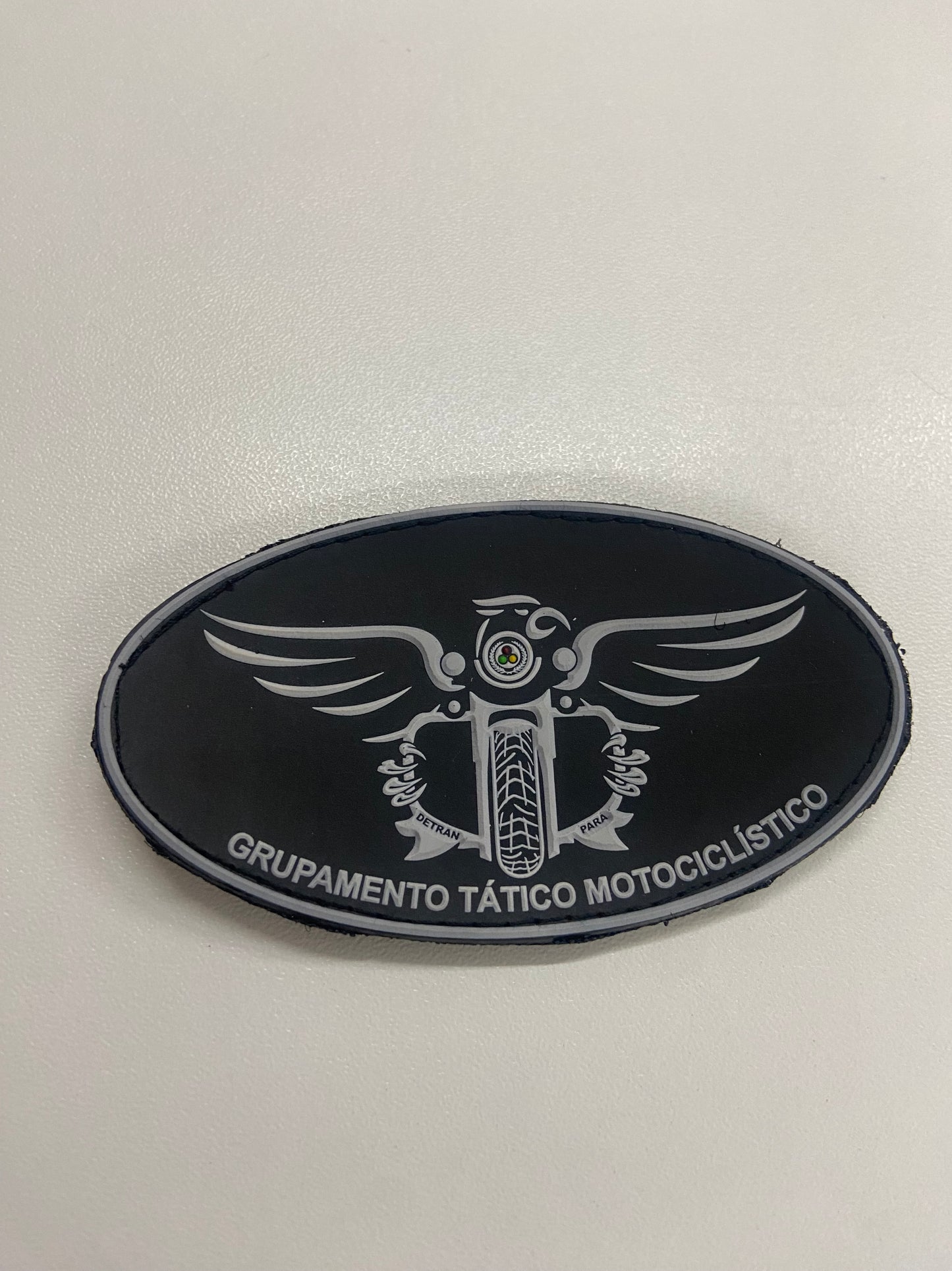 Distintivo emborrachado elipse Grupamento tático Motociclístico