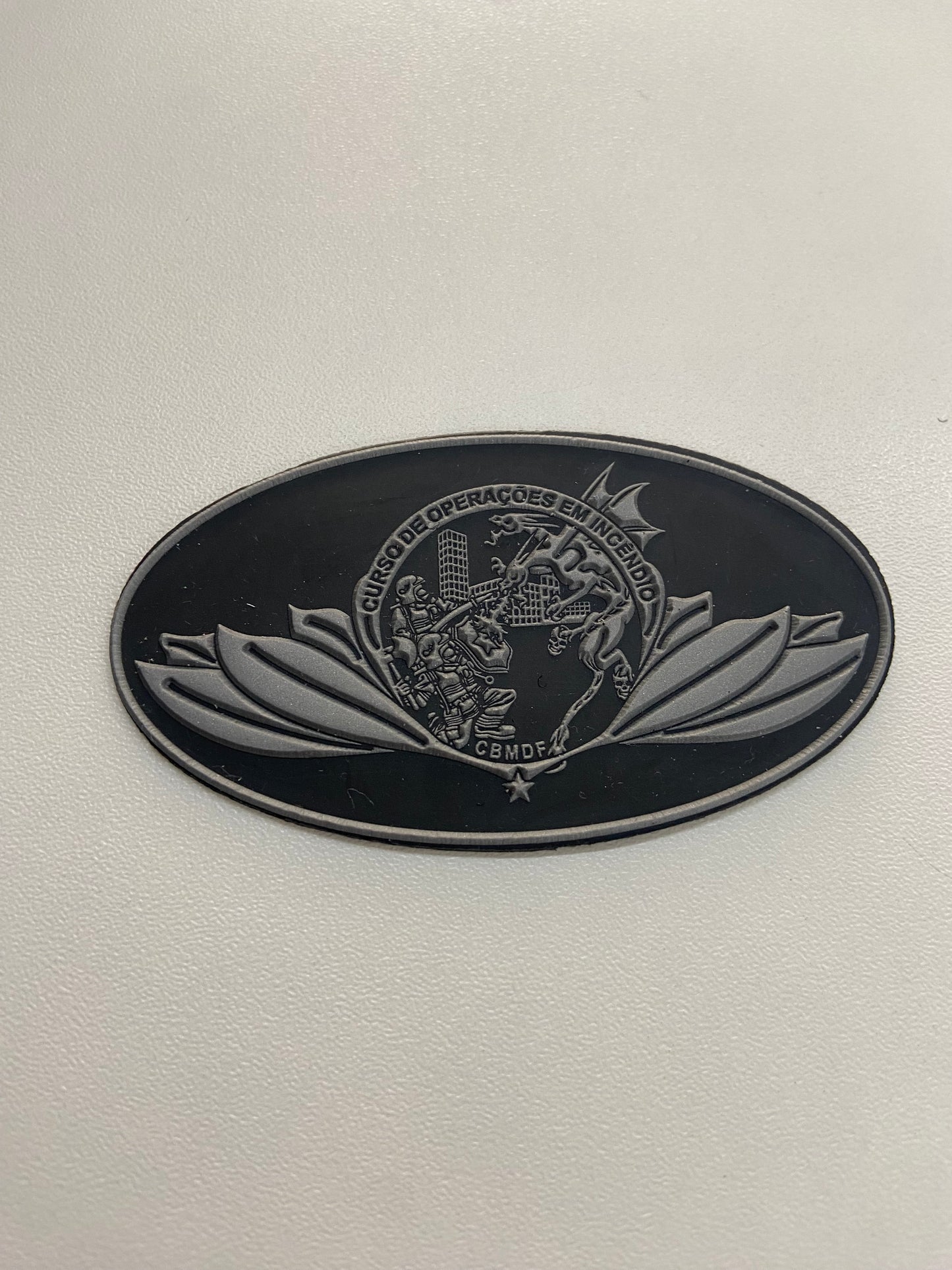 Distintivo emborrachado elipse COI - Operações em Incêndio