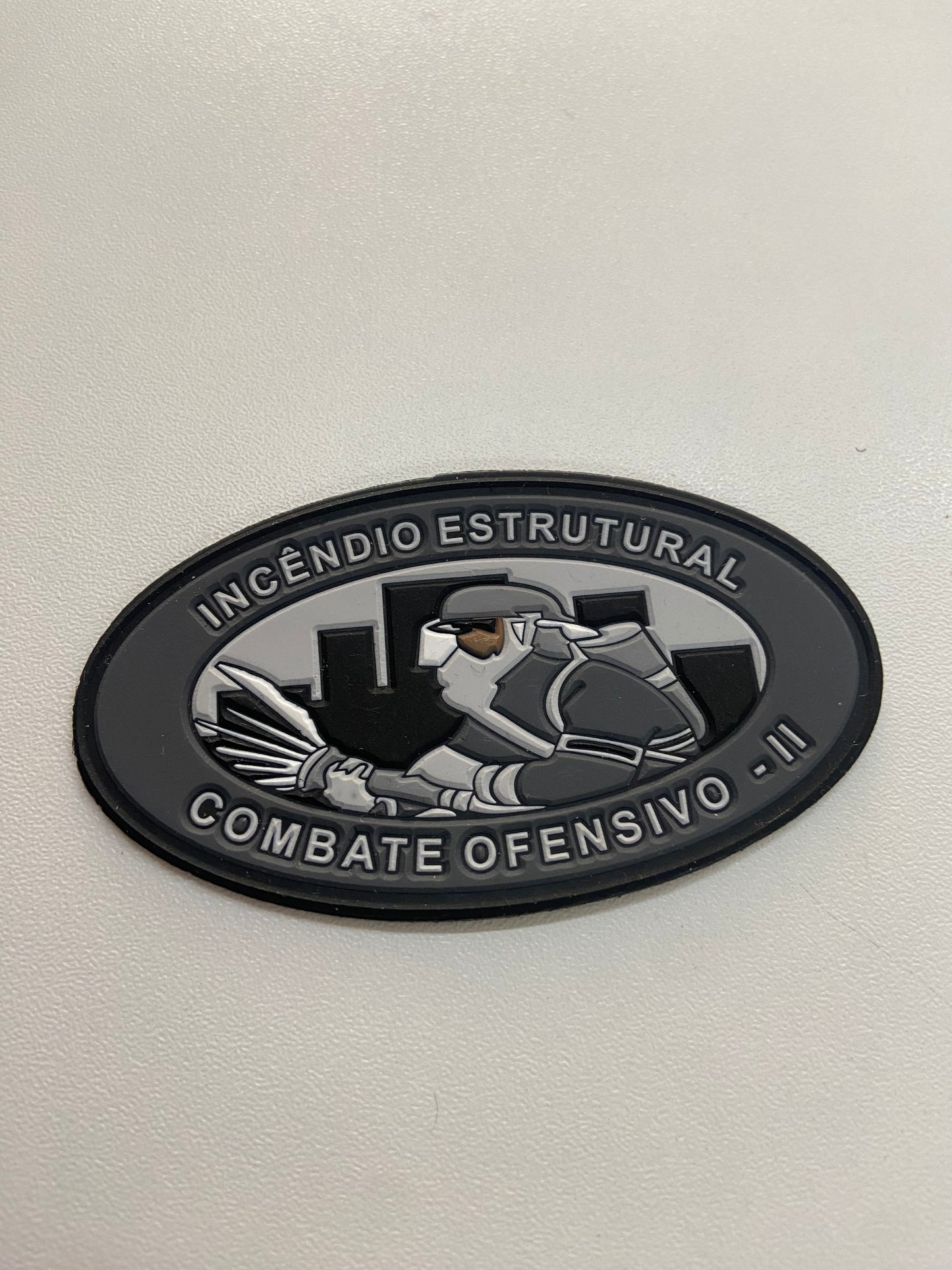 Distintivo emborrachado elipse Incêndio Estrutural Combate Ofensivo II