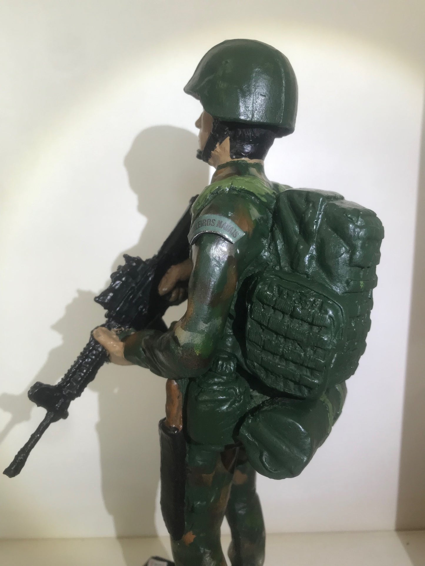 BRINDE: ESTATUETA FUZILEIRO NAVAL