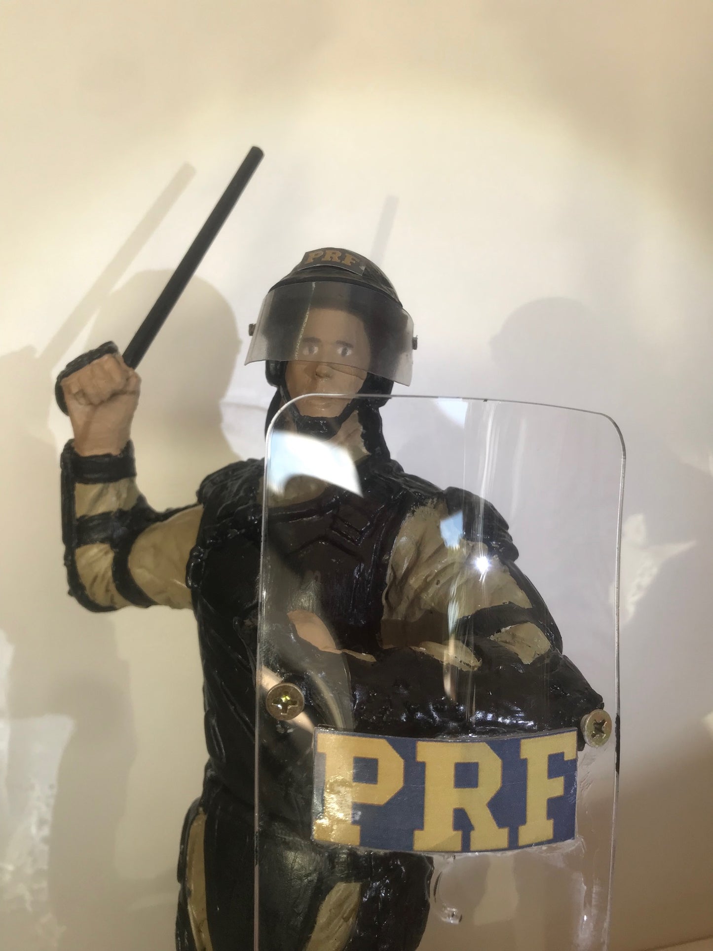 BRINDE: ESTATUETA POLÍCIAL RODOVIÁRIO - PRF