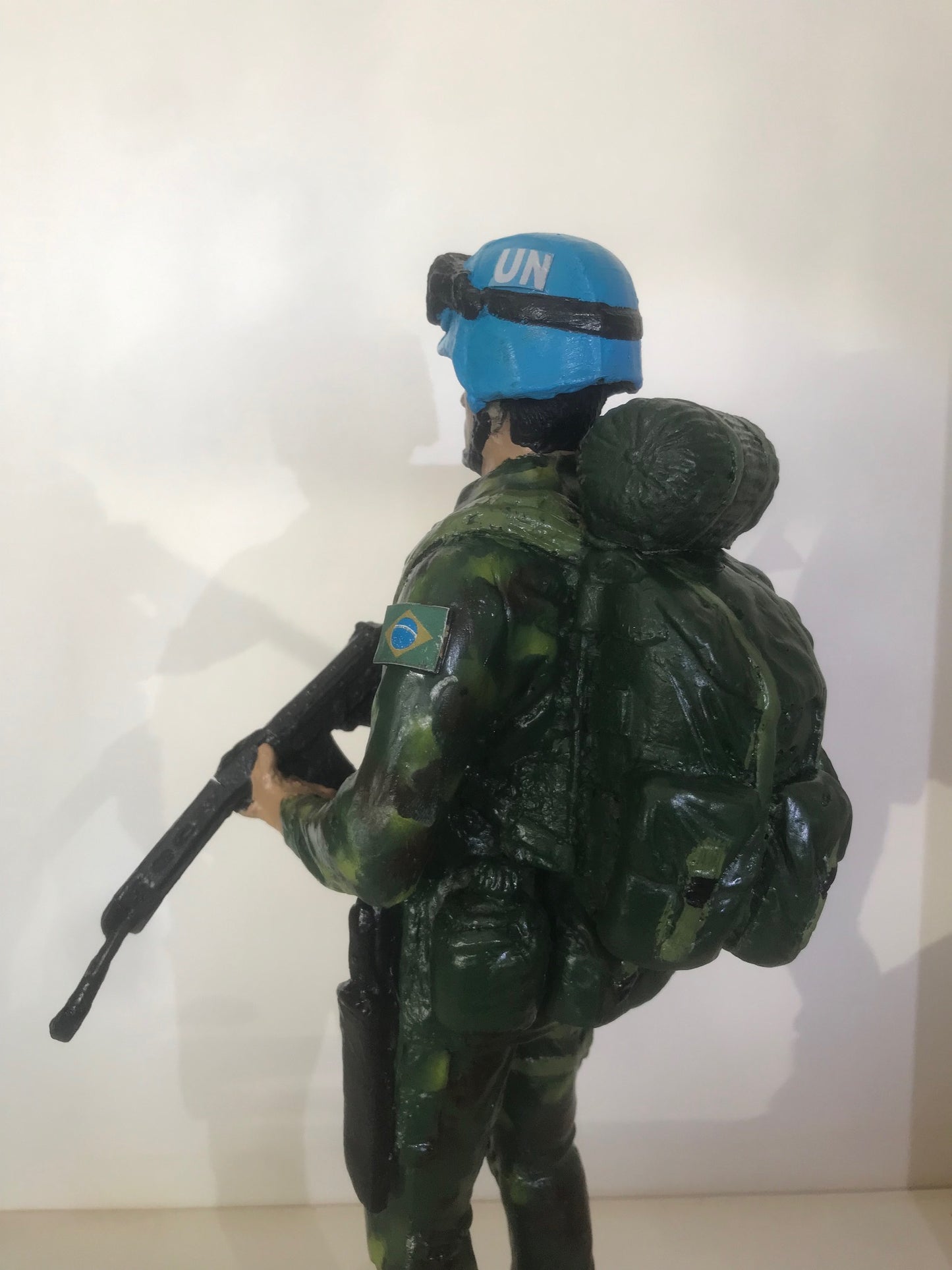 BRINDE: ESTATUETA MISSÃO DE PAZ ONU