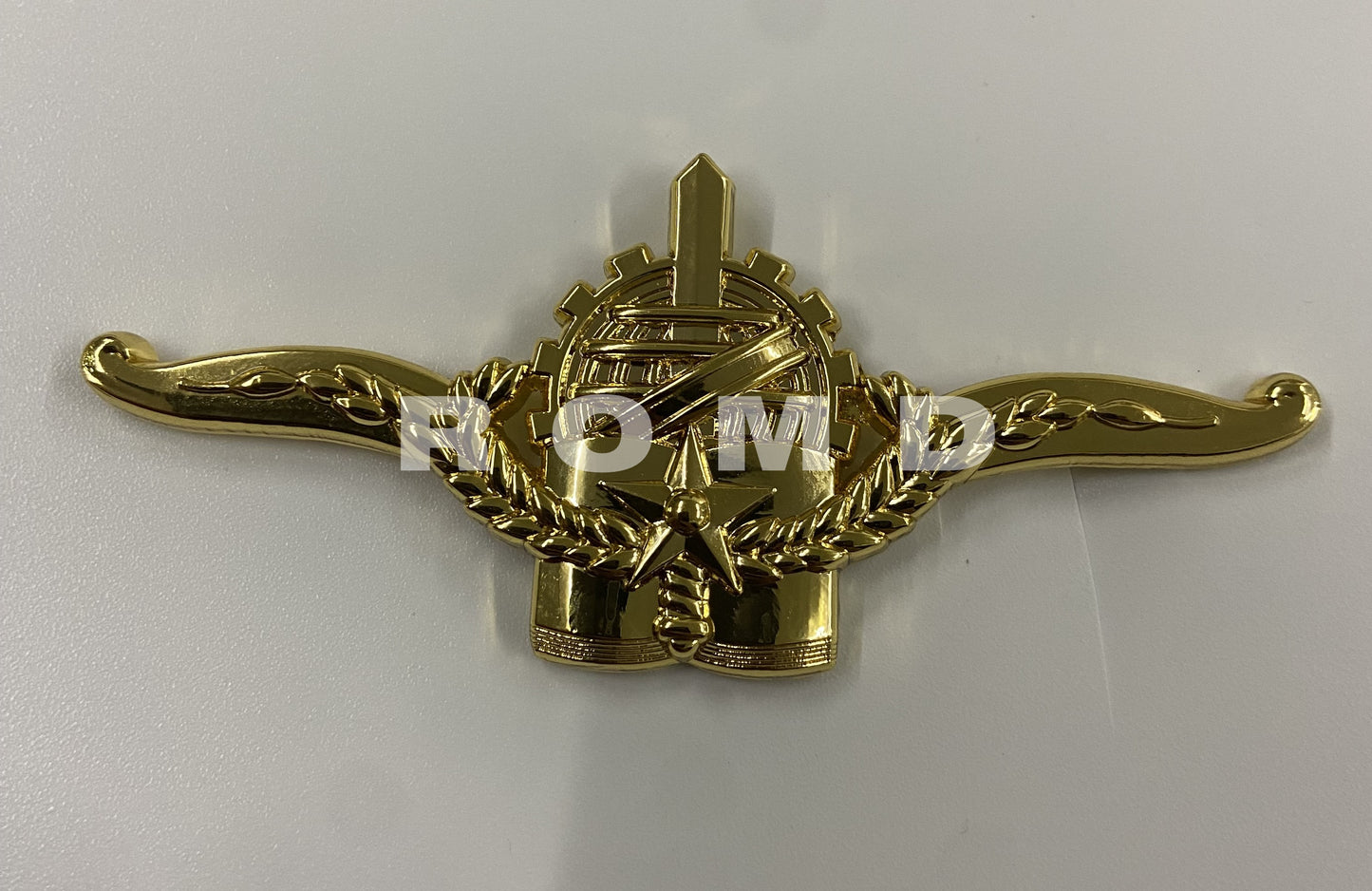 Distintivo metálico do Centro de Estudos de Pessoal - CEP - 3D ALTO-RELEVO