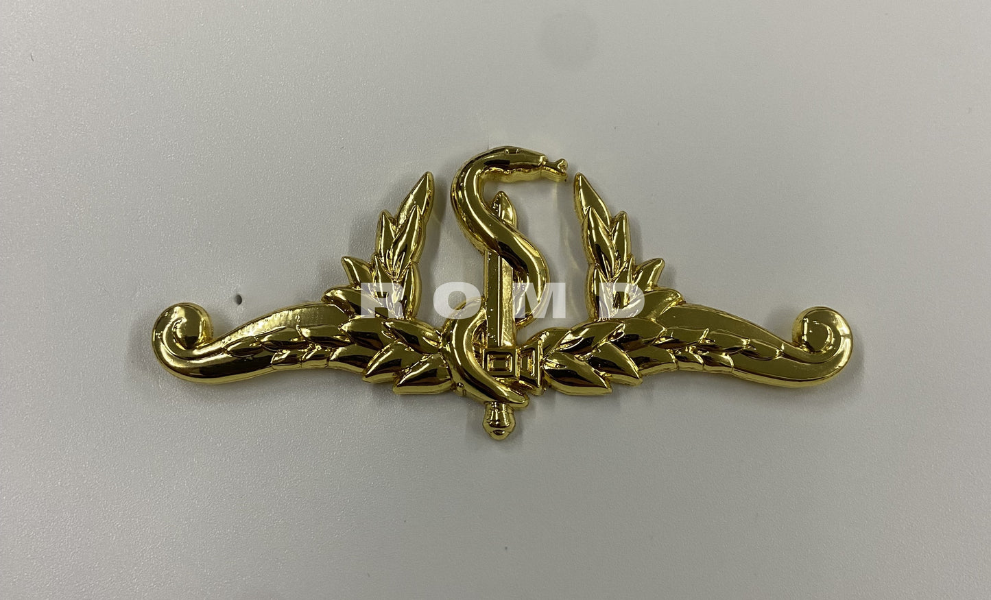 Distintivo metálico dos Cursos da Escola de Saúde do Exército - 3D ALTO-RELEVO